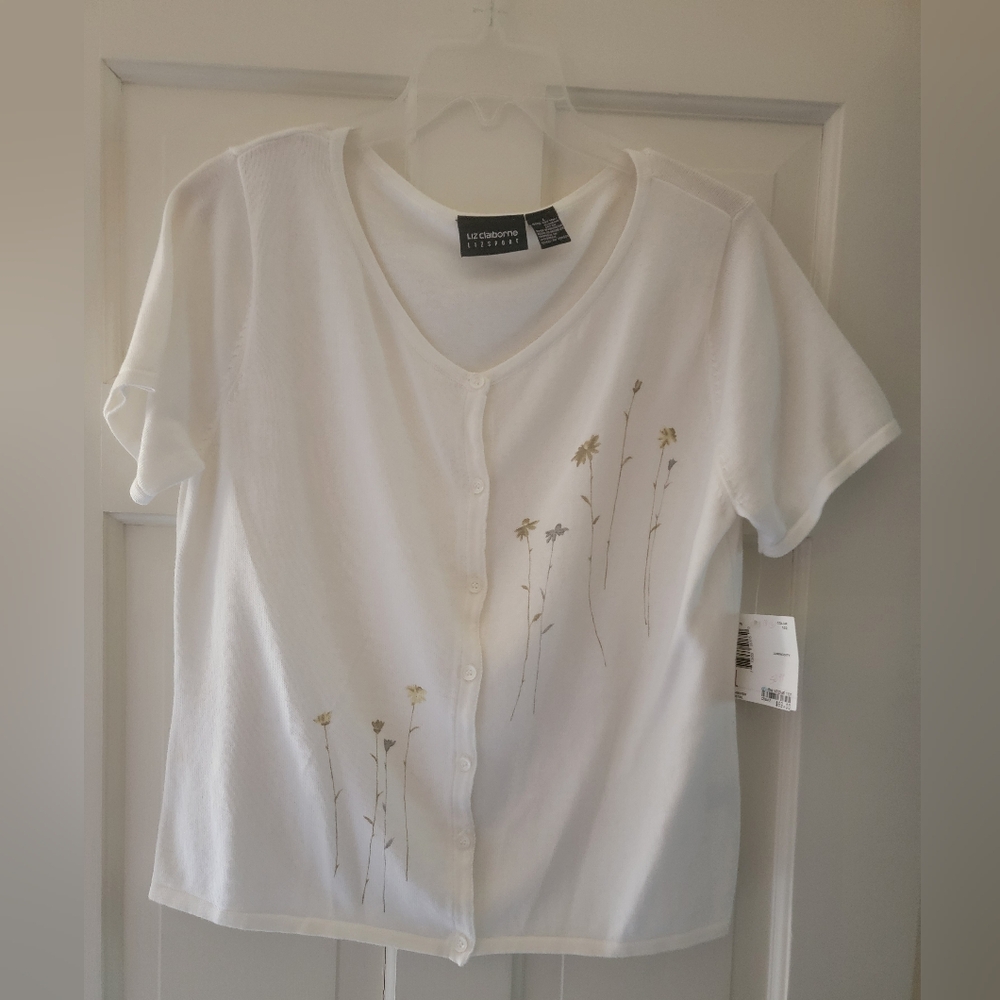 Liz Claiborne White Button-Up Top with Floral Embroidery Size Large